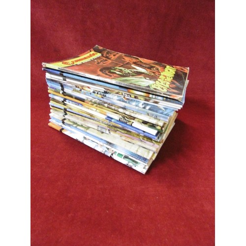 69 - STACK OF 32 SMALL VINTAGE COMMANDO ACTION AND ADVENTURE COMIC BOOKS.