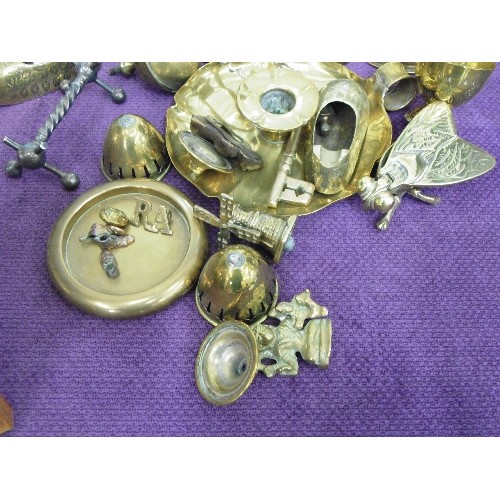 114 - SELECTION OF VINTAGE BRASSWARE, INC CANDLE-HOLDER, LIDDED BOX ETC.