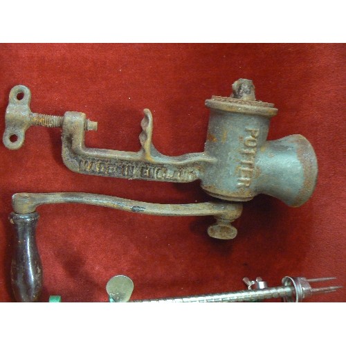 137 - VINTAGE SPONG, POTTER KITCHEN MINCER, APPLE PEELING MACHINE ETC