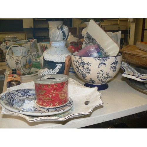 201 - LARGE MIXED CERAMIC COLLECTION. INC DECORATIVE ORNAMENTS, CROCKERY, VASES, SERVING DISHES ETC ETC.