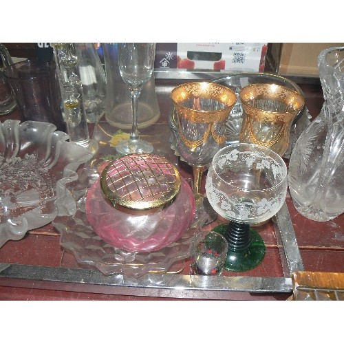 202 - MIXED GLASSWARE, GOLD ETCHED WINE-GLASSES, GALILEO THERMOMETER, VASES, DECANTER, LARGE 'CONCOCTIONS'... 