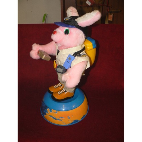 218 - LARGE DURACELL ULTRA GLOBETROTTER BUNNY. APPEARS NEW? IN BOX.