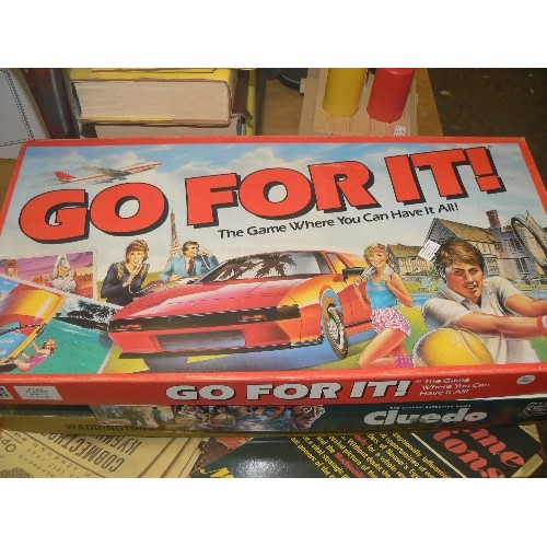 259 - VINTAGE BOARD GAMES, INC WADDINGTON'S AIR CHARTER, GAME OF NATIONS, GO FOR IT!, CLUEDO, & MICKY MAUS... 