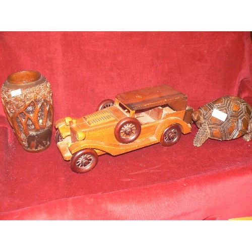 302 - TREEN ITEMS. INC WOODEN TORTOISE, ELEPHANT VASE CARVED FROM 1 PIECE, CAR, DOMINOES IN SLIDE-LID SCOR... 