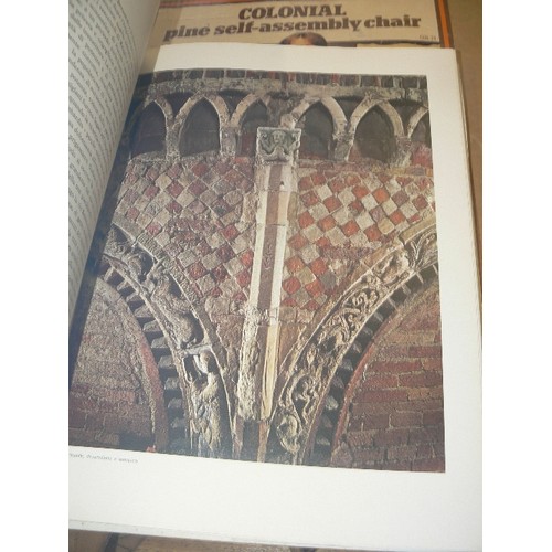 313 - LARGE ITALIAN COFFEE TABLE BOOK 1966 'IL DUOMO DI PARMA' BY ROBERTO TASSI.