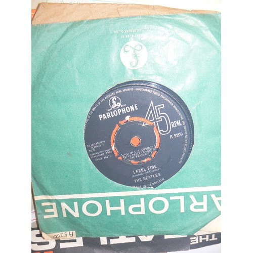 159 - A VINTAGE 'LIFE WITH THE BEATLES' BOOK, TOGETHER WITH 45'S HIPPY HIPPY SHAKE BY THE SWINGING BLUE JE... 