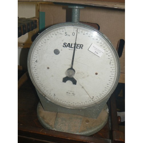 339 - LARGE SALTER SCALES. MODEL 250. VINTAGE.