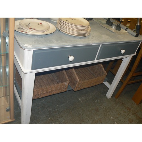 398 - PAINTED FARMHOUSE KITCHEN TABLE, 2 X WICKER STORAGE BASKETS SIT ON LOWER SHELF. DARK GREY DRAWER FRO... 