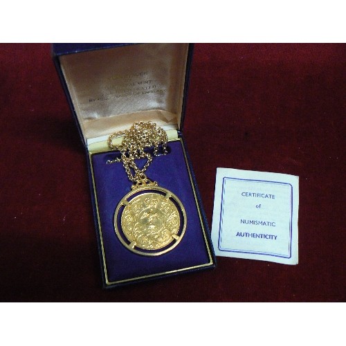 18 - ROYAL MINT 22CT GOLD PLATED COMMEMORATIVE CROWN ON CHAIN