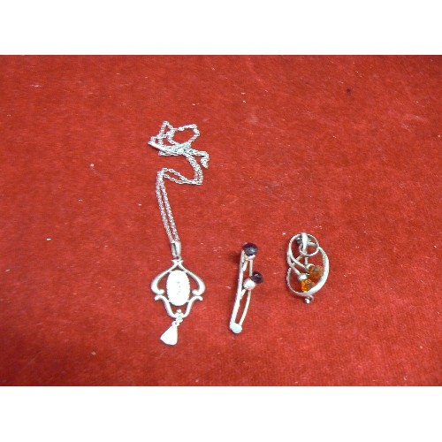 25 - 3 CHARLES HORNER SILVER HALLMARKED ITEMS - 2 BROOCHES AND PENDANT ON CHAIN WITH ENAMEL DECORATION