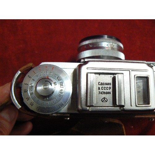 58 - RUSSIAN CCCP KIEV 4 35 MM CAMERA WITH JUPITER - 8M 2/50 LENS WITH CASE