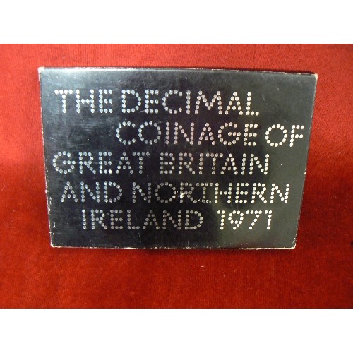 13 - BOXED DECIMAL COINAGE OF GREAT BRITAIN AND NORTHERN IRELAND 1971