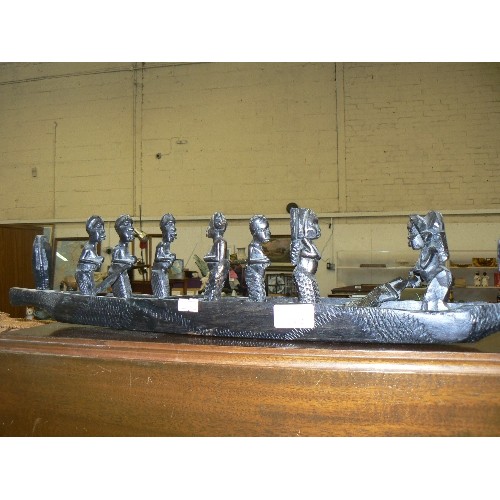 188 - LONG AFRICAN EBONIZED WOODEN BOAT WITH 8 X OARSMEN [1 HAS LOST HIS PEG & NEEDS GLUEING]