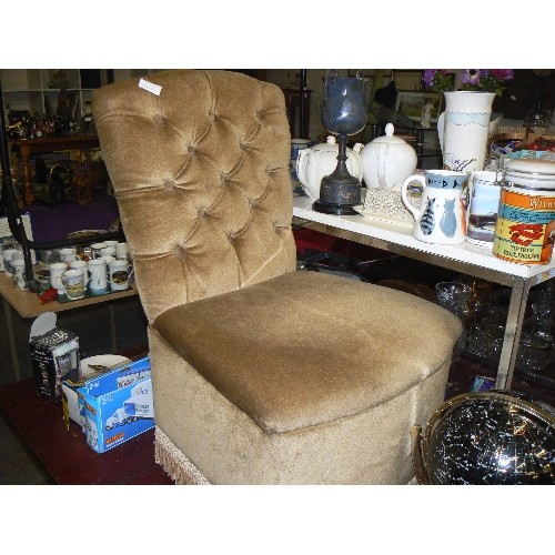 209 - CARAMEL DRALON BEDROOM CHAIR. BUTTON-BACK, FRINGED BOTTOM .