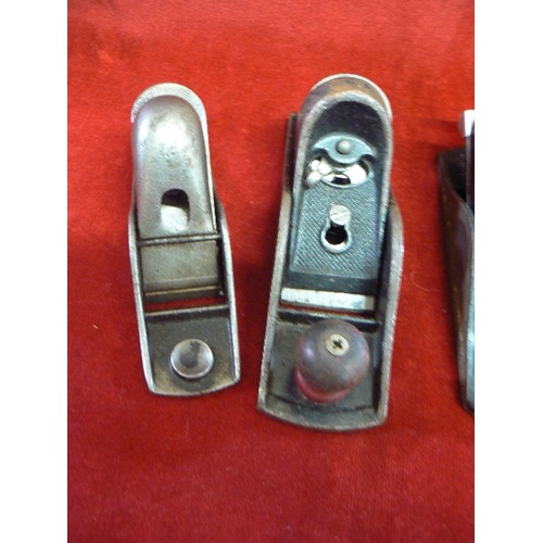 68 - 6 X SMALL VINTAGE BLOCK PALM WOOD PLANES. 3 ARE STANLEY.