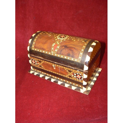 76 - SMALL MID 19th CENTURY SADELI WORK DOMED BOX   CONTAINING COSTUME JEWELLERY.