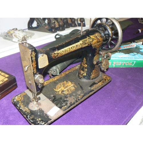 86 - VINTAGE SINGER MANUAL SEWING MACHINE