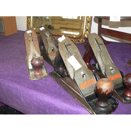 101 - VINTAGE STANLEY SMOOTHING WOOD PLANES. 1 X 4.5, AND 3 X