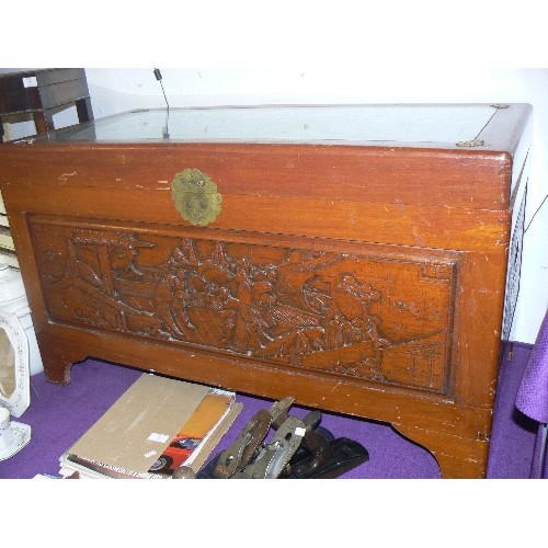 108 - LARGE 1940'S CAMPHOR WOOD CHINESE CHEST WITH  INTERNAL DRAWER, VERY HIGHLY HAND CARVED, GLASS TOP AN... 