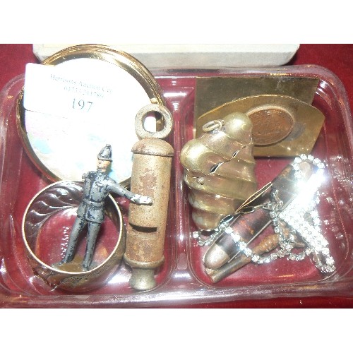 197 - JEWELLERY AND TRINKETS CONTAINED IN JEWELLERY BOX AND TUB. INCLUDES A LED POLICEMAN WITH 1 ARM, COMP... 