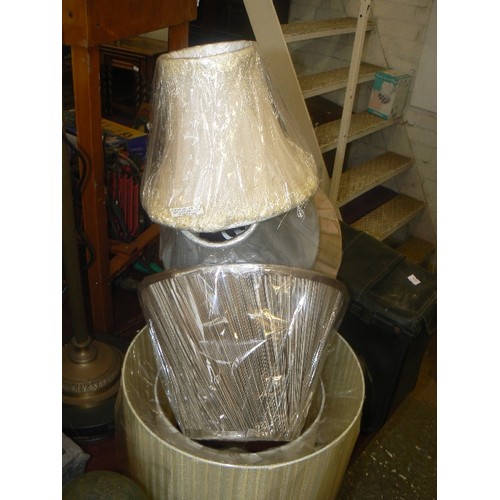 219 - NEW/PACKAGED MIXED LAMP SHADES, IN LOVELY GOLDS AND GREYS. X 5