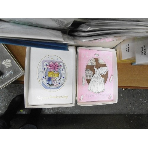 238 - QUANTITY OF NEW/PACKAGED GREETINGS CARDS, IN A DISPLAY BOX READY FOR SALE.