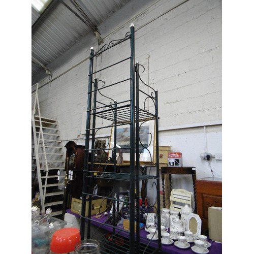 261 - TALL GREEN POWDER-COATED METAL DISPLAY TOWER. 4 SHELVES. FOLDS FLAT.