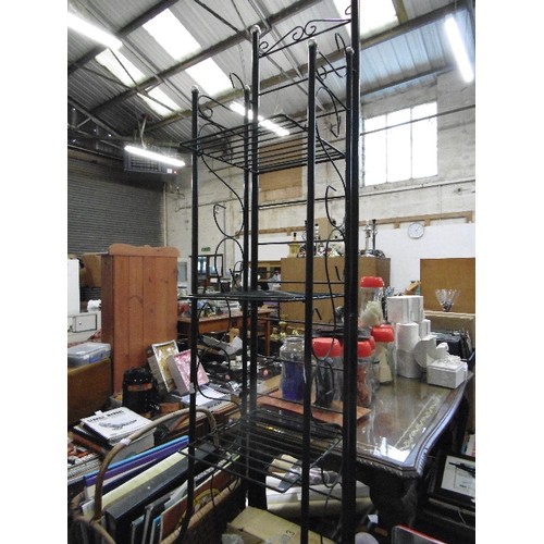 261 - TALL GREEN POWDER-COATED METAL DISPLAY TOWER. 4 SHELVES. FOLDS FLAT.