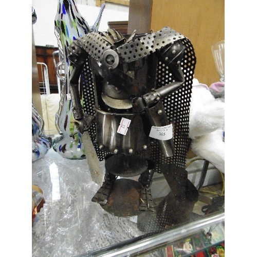 305 - NOVELTY NUTS & BOLTS BOTTLE HOLDER. KNIGHT IN SHINING ARMOUR.