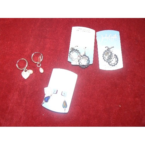 12 - 4 SILVER EARRING SET IN LITTLE SALES BAG AND CARDS