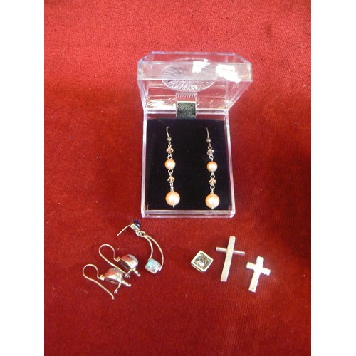 13 - A BOX WITH SILVER ITEMS PAIR OF EARRINGS COUPLE OF CROSSES OTHER PIECES PLUS BOXED EARRINGS