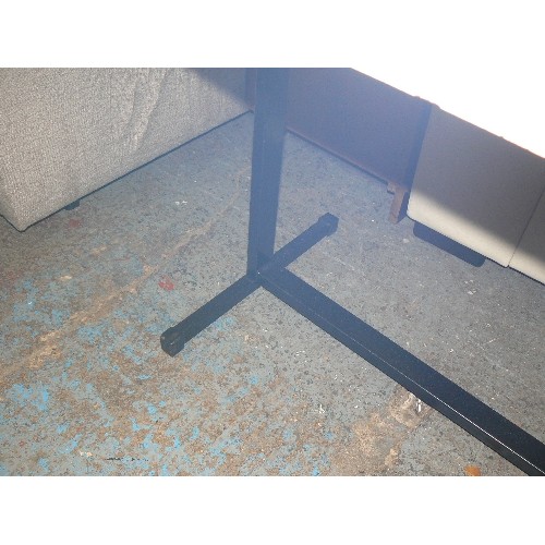 445 - RETRO FORMICA TOPPED TABLE ON BLACK METAL FRAME