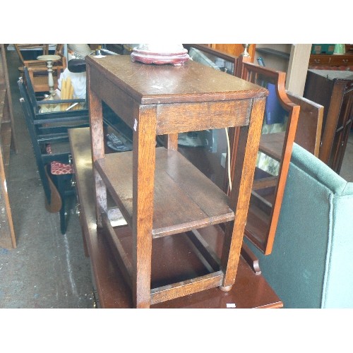 458 - OAK 2 TIER SIDE TABLE