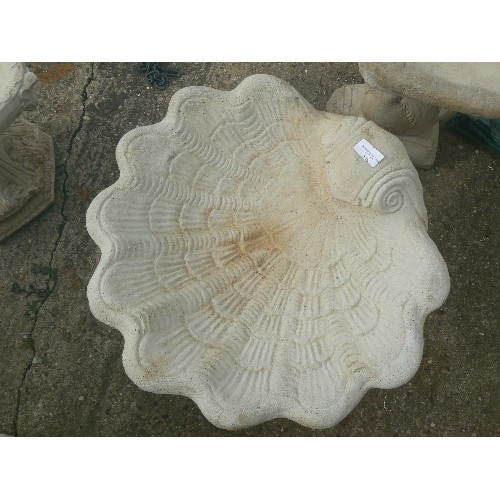 548 - SHELL BIRD BATH ON DECORATIVE BASE