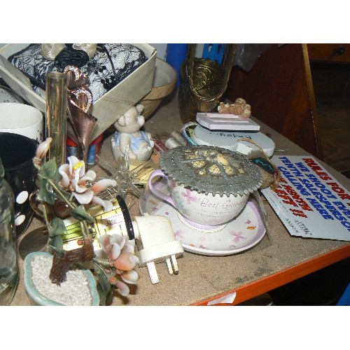 481 - SHELF OF MIXED ITEMS - MUGS, MIXING BOWL, SOLTAIRE GAME ETC