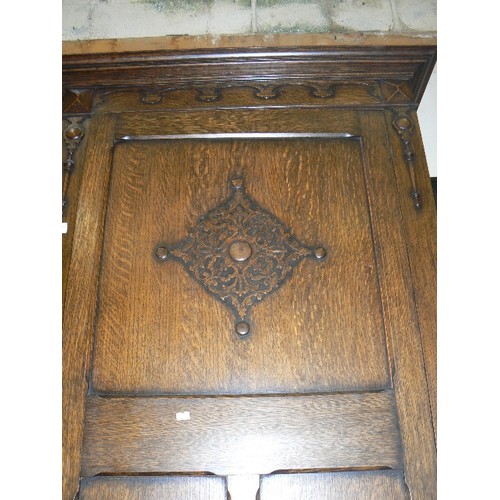 498 - VINATAGE OAK HALL CUPBOARD WITH CARVING