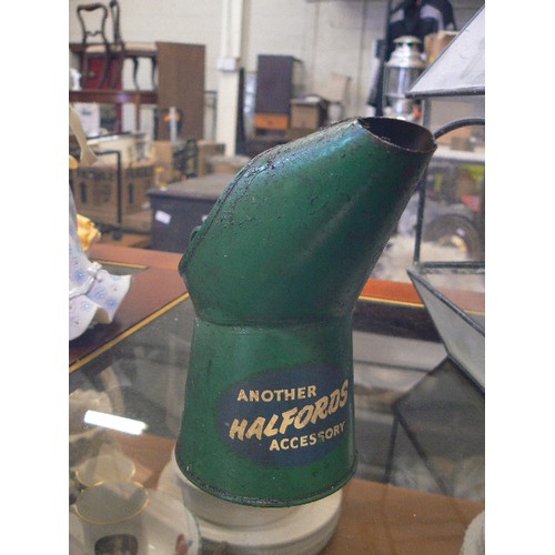 225 - SMALL VINTAGE HALFORDS BRANDED OIL CAN.