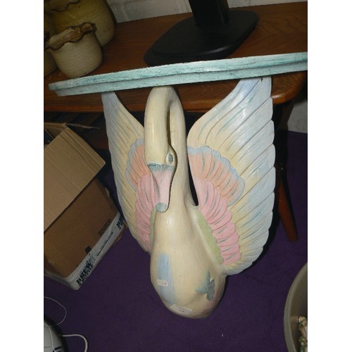 139 - HAND-PAINTED WOODEN SWAN SHELF. SEMI-CIRC.