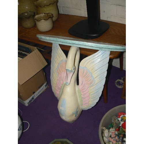 139 - HAND-PAINTED WOODEN SWAN SHELF. SEMI-CIRC.