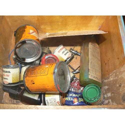 251 - SMALL WOODEN BOX CONTAINING HUMBROL ART OIL ENAMEL TINS, JOY-PLANE CELLULOSE DOPE, & OTHER USEFUL OD... 