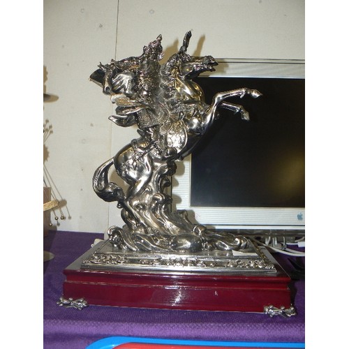 100 - LARGE AND IMPOSING SILVERED CHINESE WARRIOR ON REARING HORSE. 20TH CENTURY CAST METAL. HIGHLY DETAIL... 