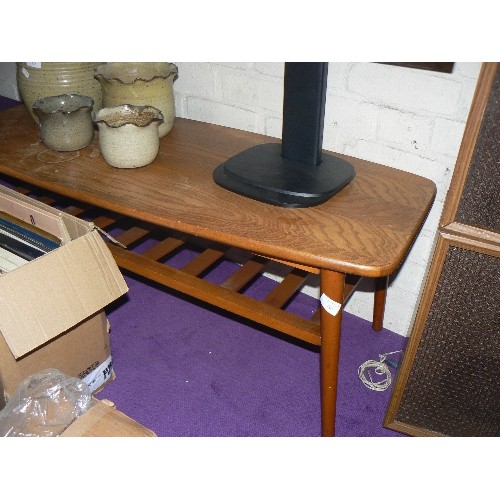 137 - RETRO TEAK COFFEE TABLE WITH LOWER SHELF.