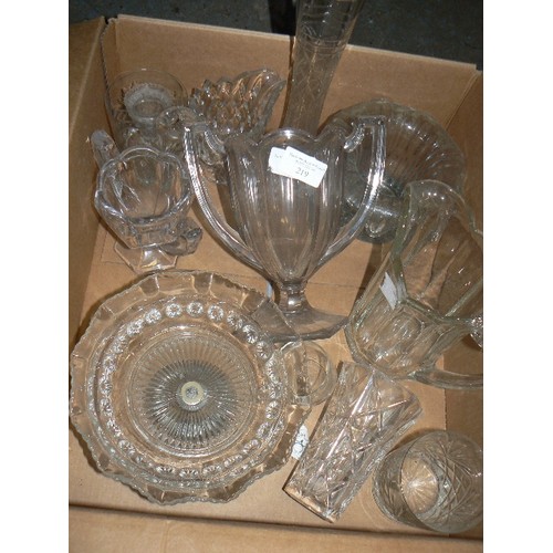 219 - BOX OF VINTAGE GLASSWARE.