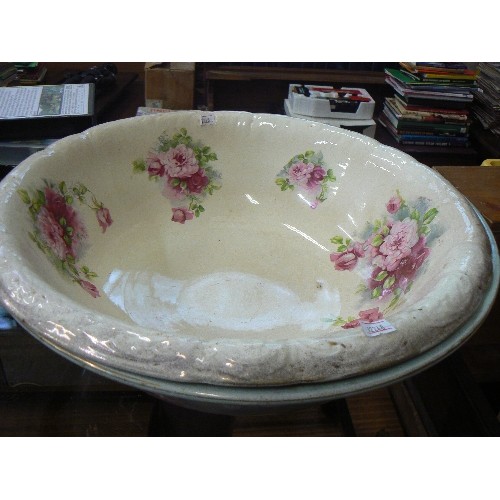 296 - 2 X LARGE VINTAGE BEDROOM WASH BOWLS WITH PINK ROSE DETAIL.