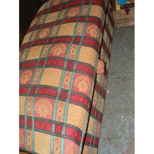 407 - CHAISE WITH LARGE STORAGE UNDER SEAT. RED AND GOLD TAPESTRY FABRIC.