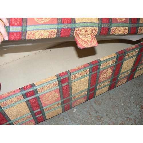 407 - CHAISE WITH LARGE STORAGE UNDER SEAT. RED AND GOLD TAPESTRY FABRIC.