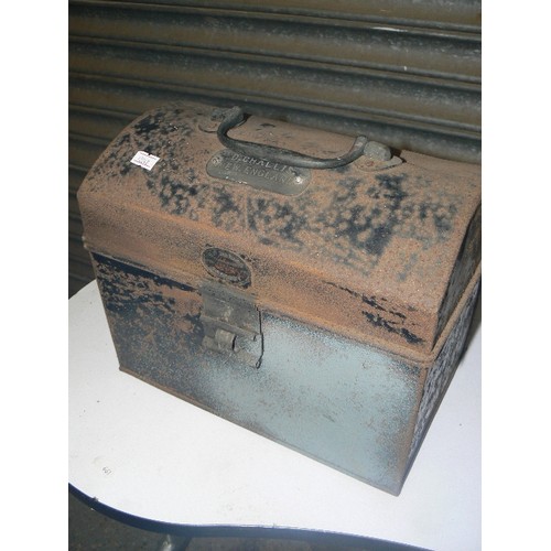 465A - J.H DOBSON GRIMSBY VINTAGE METAL CARRY BOX