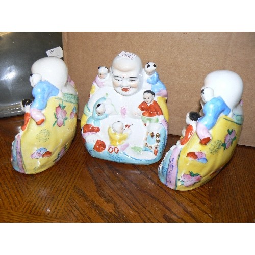 195 - 12 X CERAMIC BUDDHA FIGURES WITH BOXES