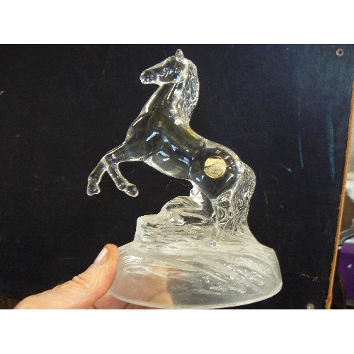 217 - 4 CRYSTAL ITEMS - TO INCLUDE 2 PAPERWEIGHTS, STALLION AND A CAITHNESS VASE