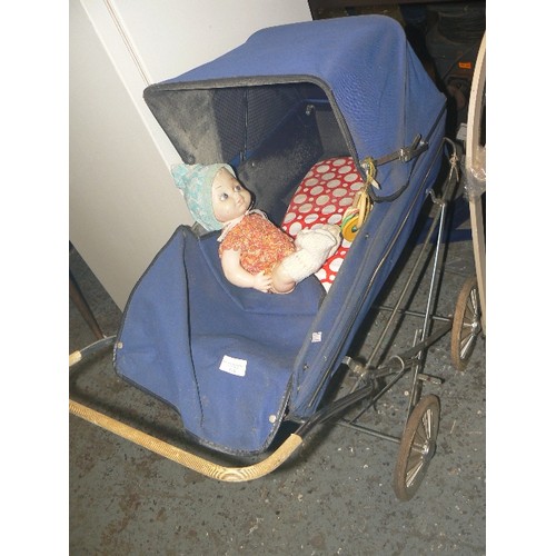 355 - RETRO 1970'S DOLL'S PRAM WITH DOLL, AND MOTHERCARE RATTLE. WHEELS DETACH FROM BODY